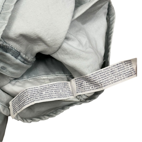 Forever 21 Light Wash Denim Romper/Jumpsuit - Womens Large - Picture 4 of 5